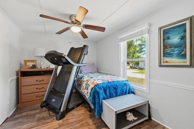 132 Crooked Island Circle, Murrells Inlet, SC 29576