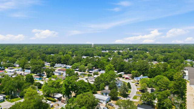 132 Crooked Island Circle, Murrells Inlet, SC 29576