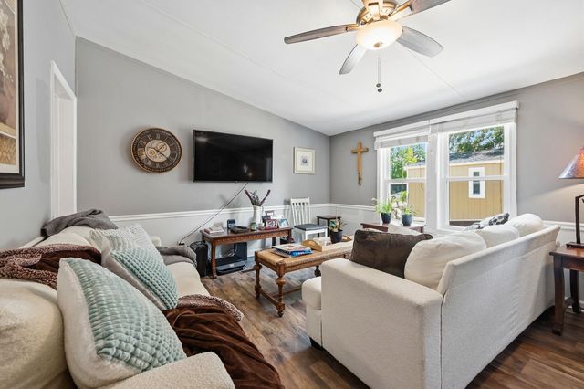 132 Crooked Island Circle, Murrells Inlet, SC 29576