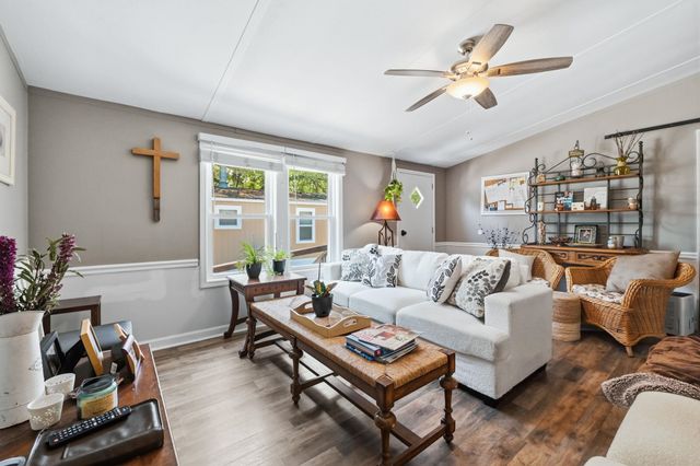 132 Crooked Island Circle, Murrells Inlet, SC 29576