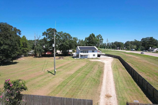 37651 Hwy 16, Denham Springs, LA 70706