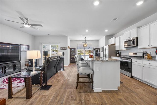 422 Cedarview Road, Summerville, SC 29486