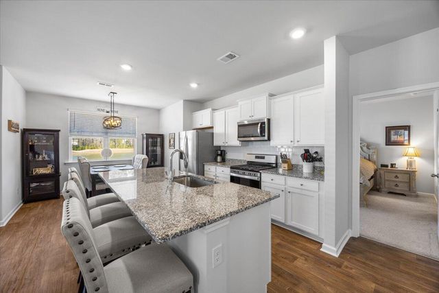 422 Cedarview Road, Summerville, SC 29486