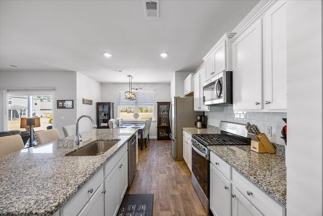 422 Cedarview Road, Summerville, SC 29486