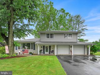 335 RIDGE RD, Orwigsburg, PA 17961