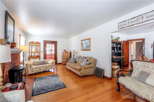 308 S 8th Street, Plattsburg, MO 64477