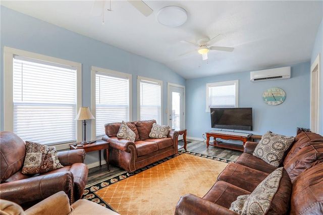 308 S 8th Street, Plattsburg, MO 64477