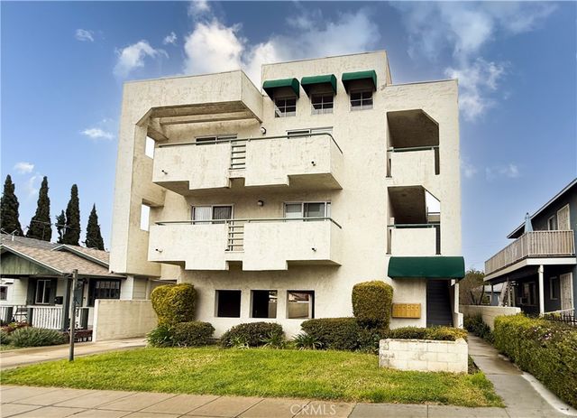 3805 W Verudgo C, Burbank, CA 91505