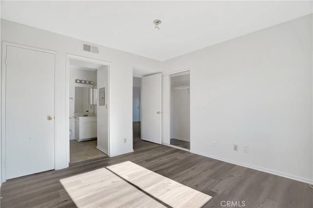 3805 W Verudgo C, Burbank, CA 91505