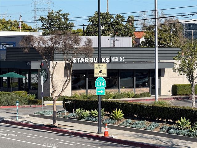 3805 W Verudgo C, Burbank, CA 91505