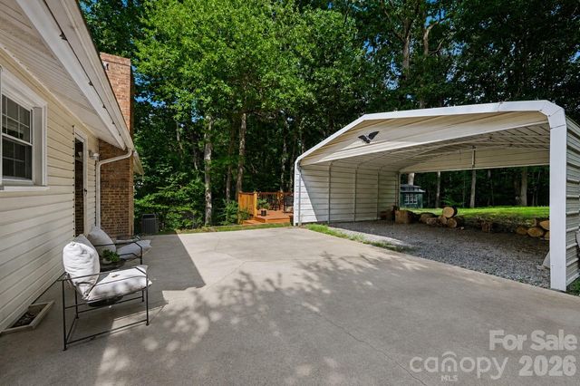 4242 Garvin Drive, Charlotte, NC 28269