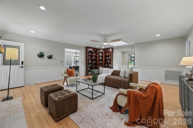 4242 Garvin Drive, Charlotte, NC 28269