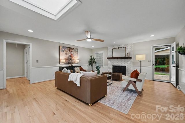4242 Garvin Drive, Charlotte, NC 28269