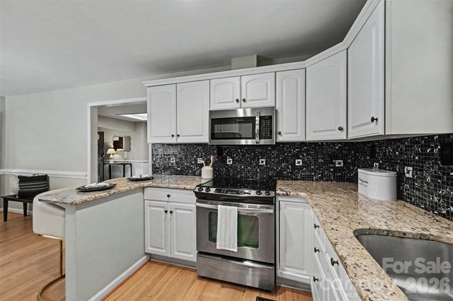 4242 Garvin Drive, Charlotte, NC 28269