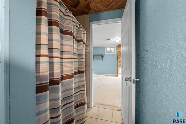 2708 E Bragstad Dr Drive, Sioux Falls, SD 57103