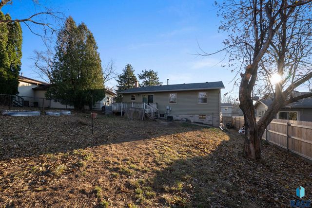 2708 E Bragstad Dr Drive, Sioux Falls, SD 57103