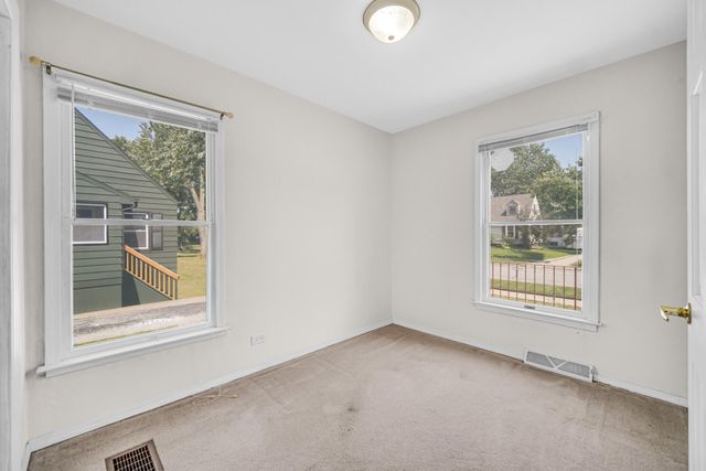 7126 Montana Avenue, Hammond, IN 46323