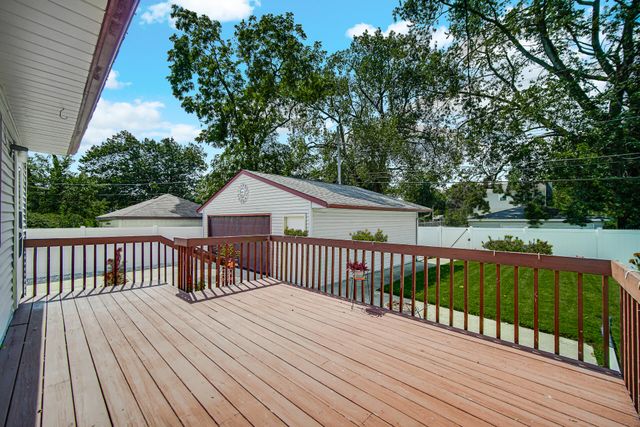 7126 Montana Avenue, Hammond, IN 46323