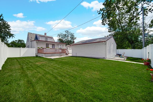 7126 Montana Avenue, Hammond, IN 46323