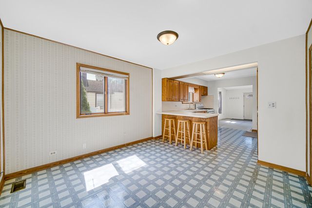 7126 Montana Avenue, Hammond, IN 46323