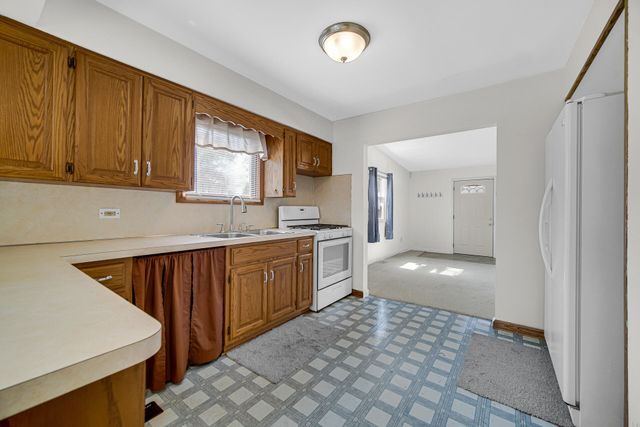 7126 Montana Avenue, Hammond, IN 46323