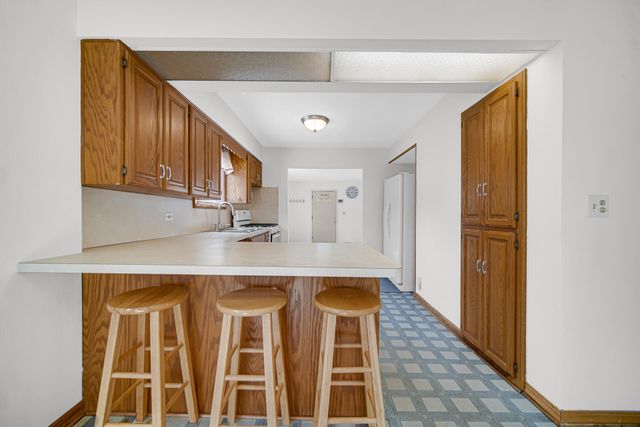7126 Montana Avenue, Hammond, IN 46323