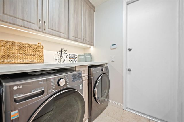 15973 SW 4th Street, Pembroke Pines, FL 33027