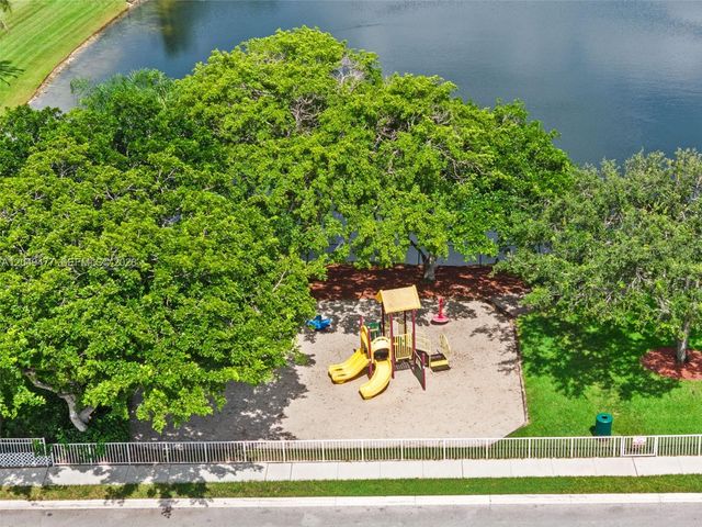 15973 SW 4th Street, Pembroke Pines, FL 33027
