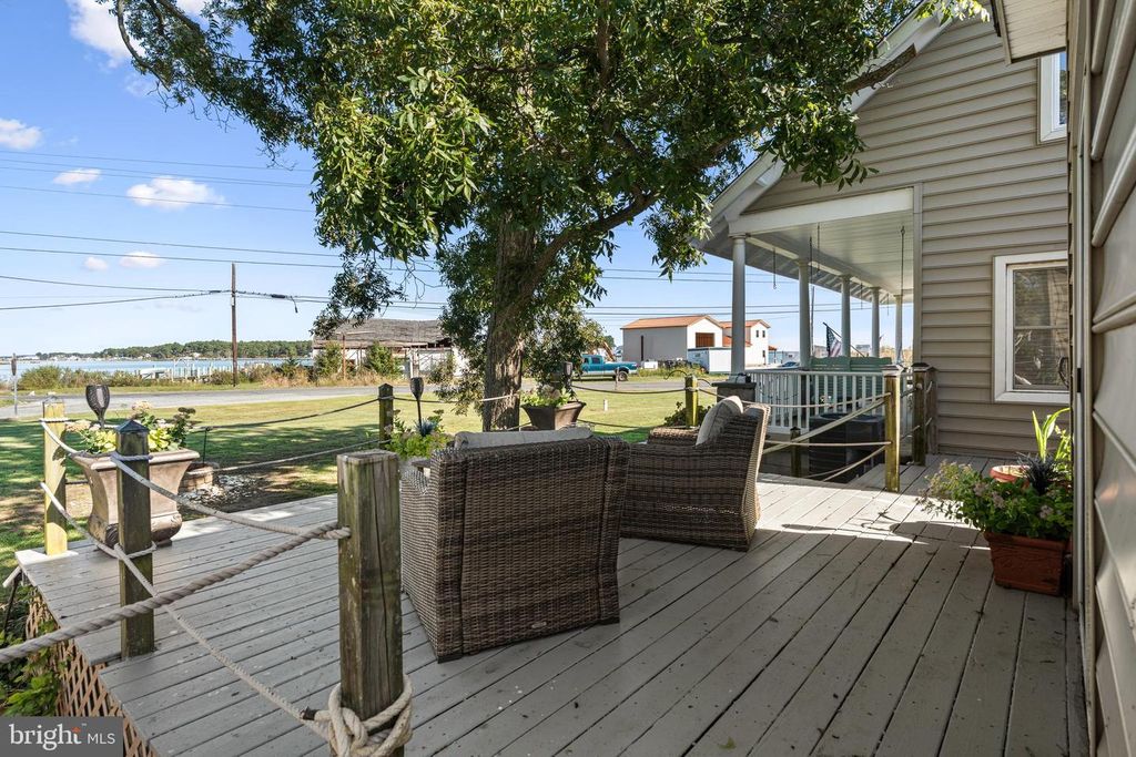 Image 34 of property listing at 2407 HOOPERS ISLAND RD, Fishing Creek, MD 21634