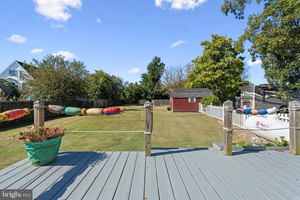 Image 37 of property listing at 2407 HOOPERS ISLAND RD, Fishing Creek, MD 21634