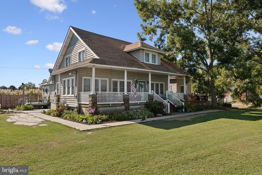 Image 56 of property listing at 2407 HOOPERS ISLAND RD, Fishing Creek, MD 21634