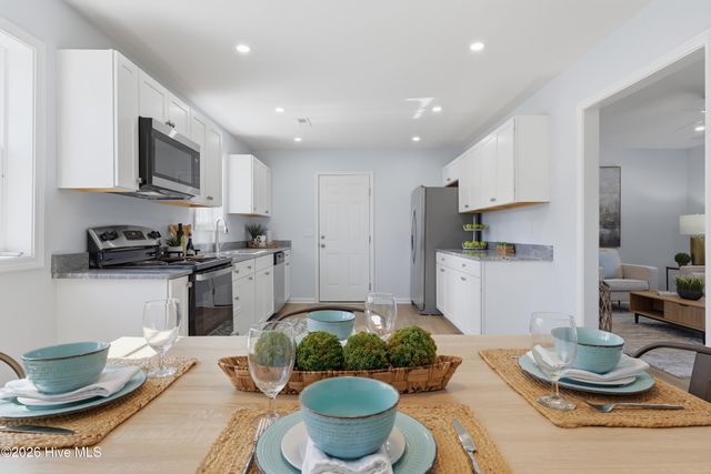 317 Westchester Road, Wilmington, NC 28409