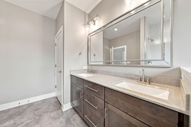 7322 N 49th Street, Lincoln, NE 68504