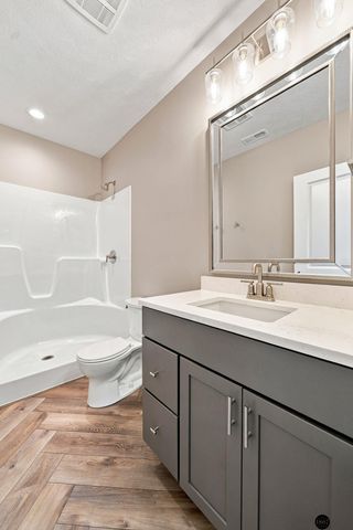 7322 N 49th Street, Lincoln, NE 68504