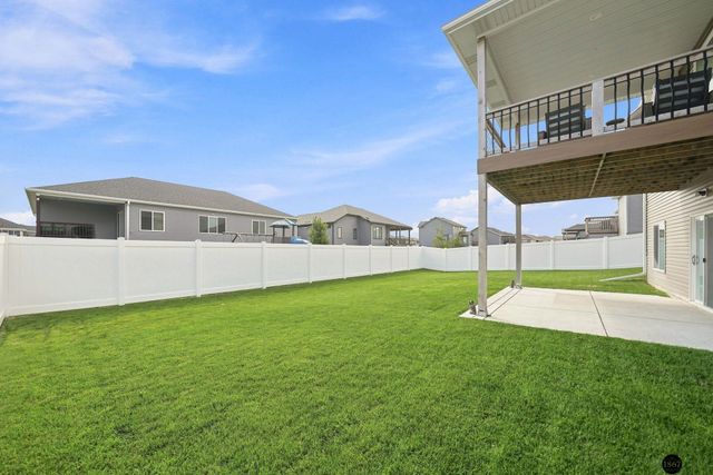 7322 N 49th Street, Lincoln, NE 68504