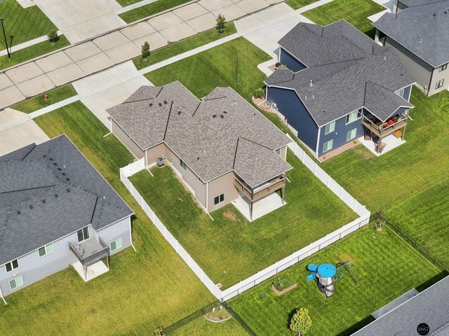 7322 N 49th Street, Lincoln, NE 68504