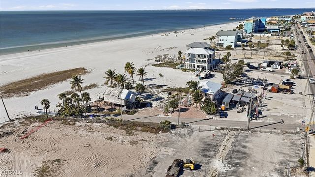 67 Miramar ST, Fort Myers Beach, FL 33931