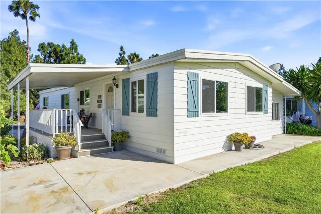 24001 Muirlands 64, Lake Forest, CA 92630