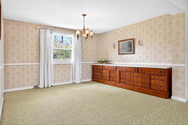 1039 E GLENDALE AVENUE, Appleton, WI 54911