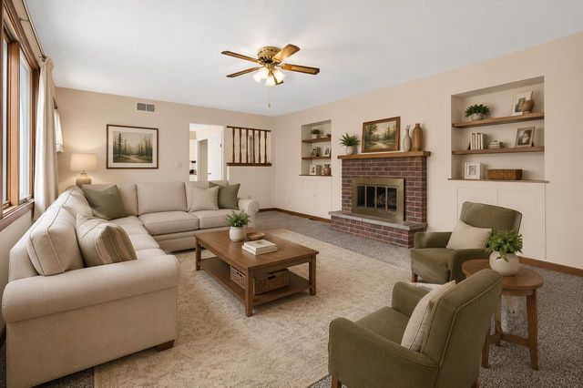 1039 E GLENDALE AVENUE, Appleton, WI 54911