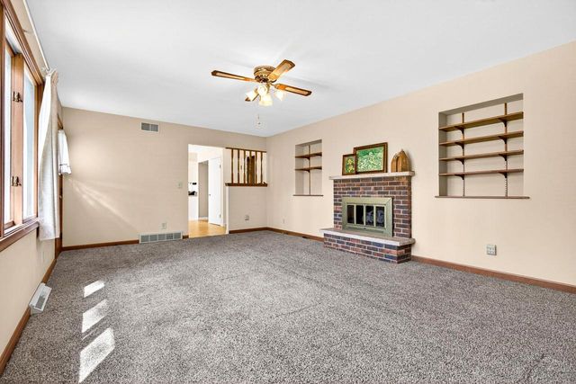 1039 E GLENDALE AVENUE, Appleton, WI 54911