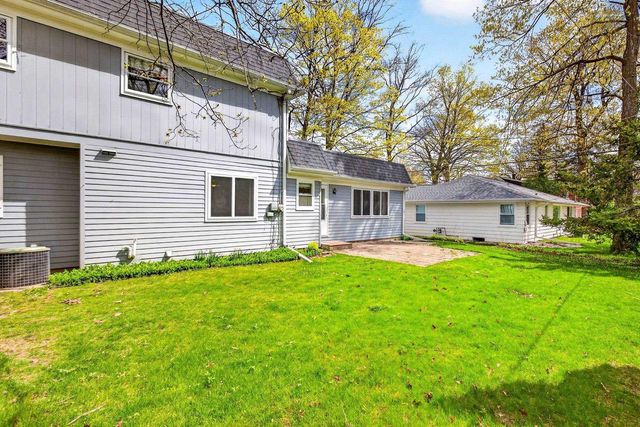 1039 E GLENDALE AVENUE, Appleton, WI 54911