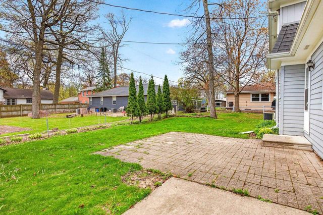 1039 E GLENDALE AVENUE, Appleton, WI 54911