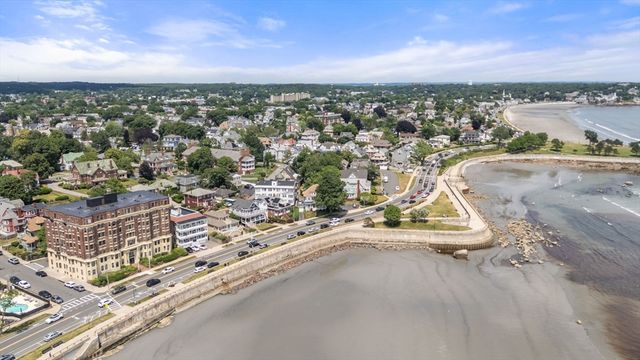 285 Lynn Shore Dr 402, Lynn, MA 01902