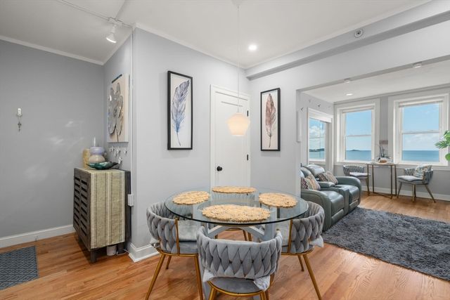 285 Lynn Shore Dr 402, Lynn, MA 01902
