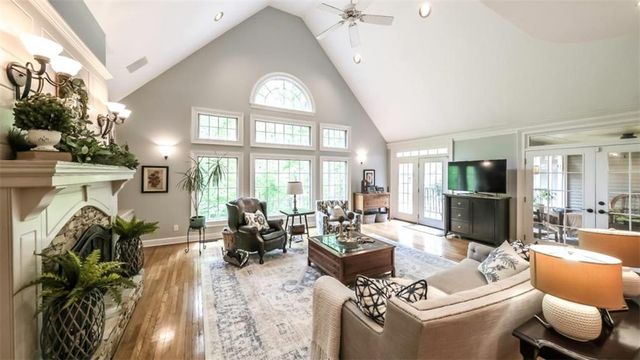 99 Oakland Court, Tallapoosa, GA 30176