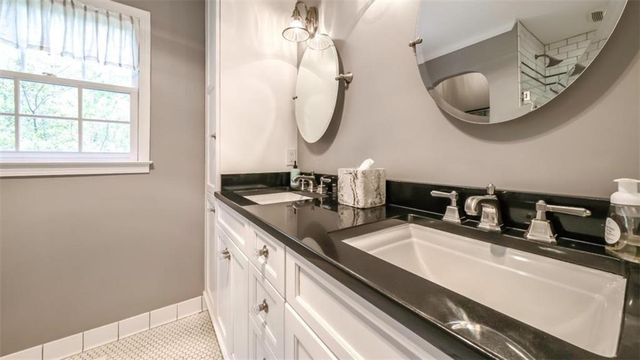 99 Oakland Court, Tallapoosa, GA 30176