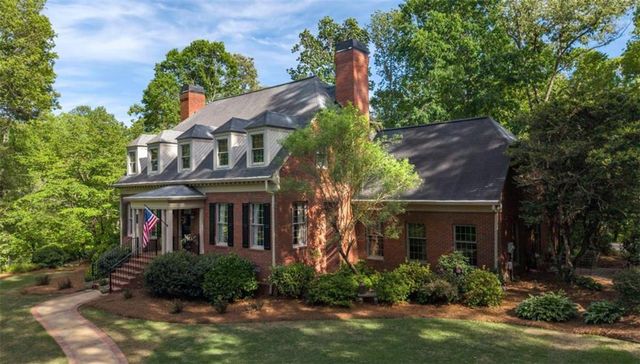 99 Oakland Court, Tallapoosa, GA 30176