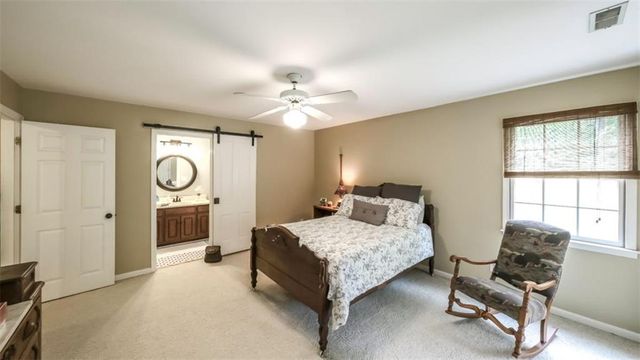 99 Oakland Court, Tallapoosa, GA 30176