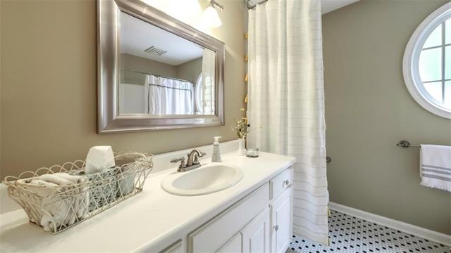 99 Oakland Court, Tallapoosa, GA 30176
